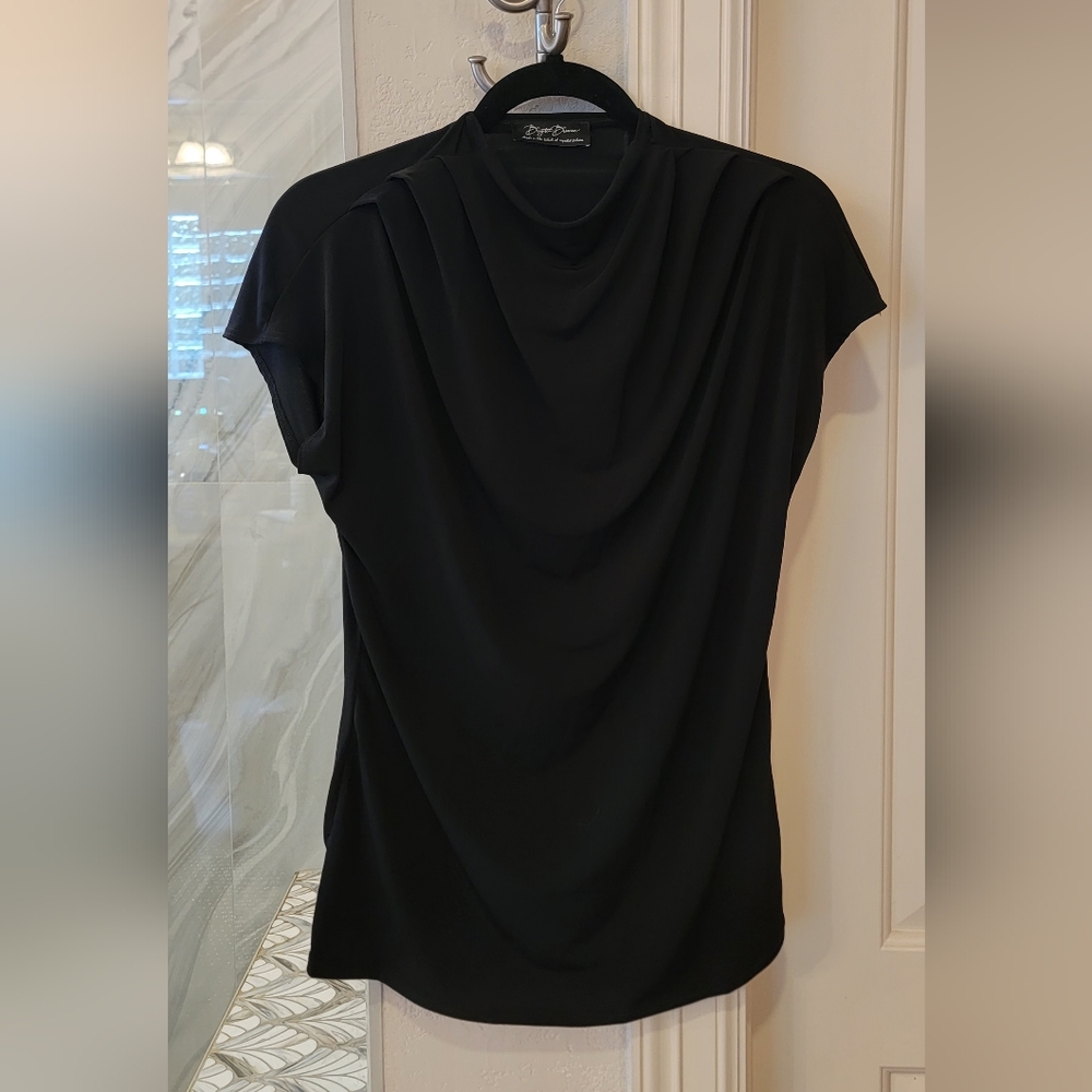 Brigitte Brianna Cascade Top. Black Blouse Size Medium. NWT